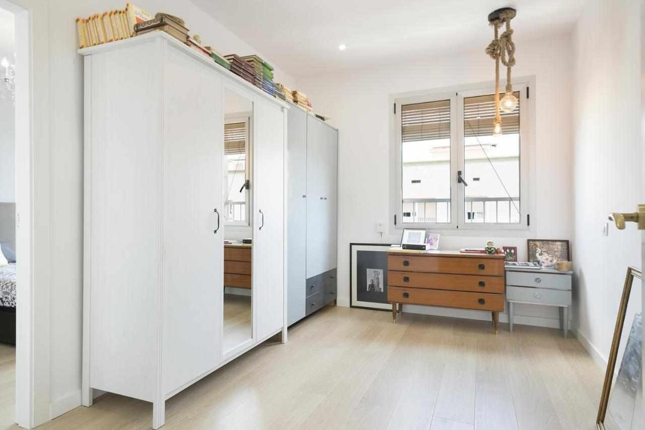 Apartment Leonor Барселона Екстер'єр фото